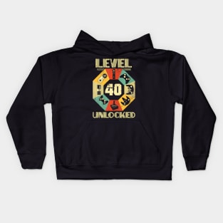 Level 40 Unlocked  Video Gamer 40th Birthday Kids Hoodie